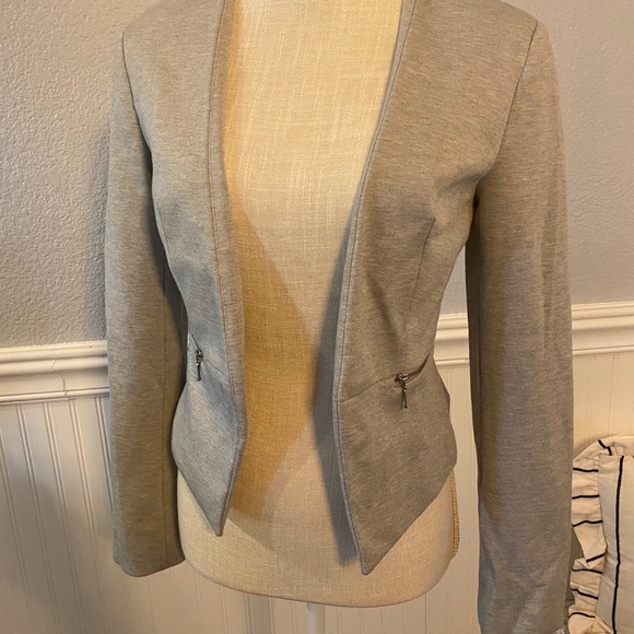 Grey blazer - Picture 2 of 5